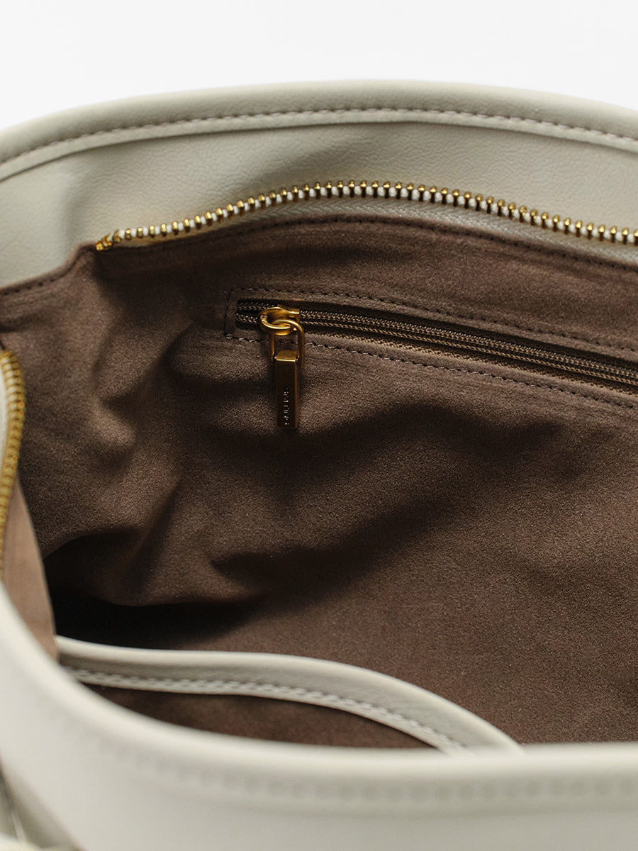 Tote Bag for Versatile Commuting