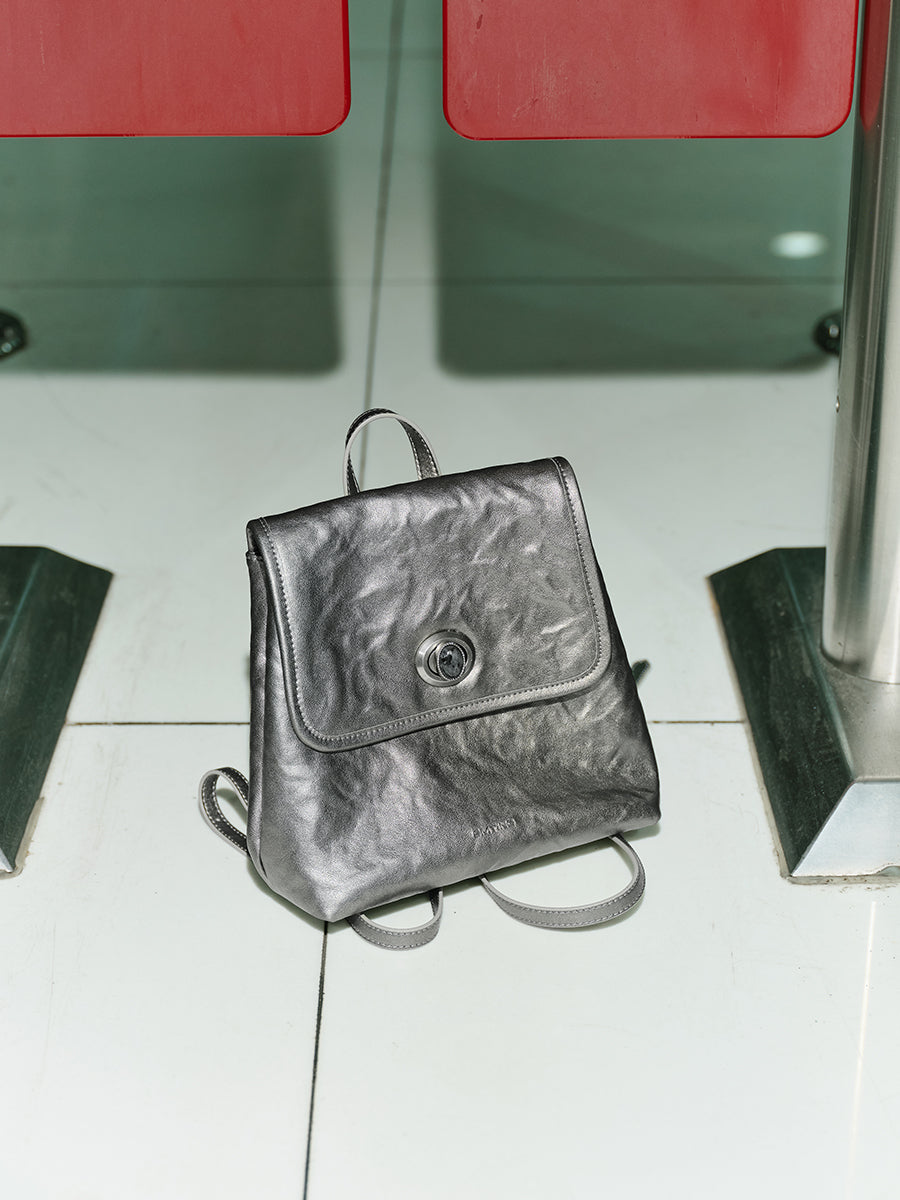 Retro-designed exquisite double shoulder bag