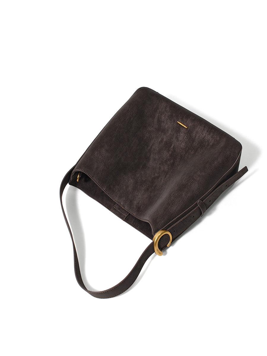 Textured minimalist luxury commuting tote bag