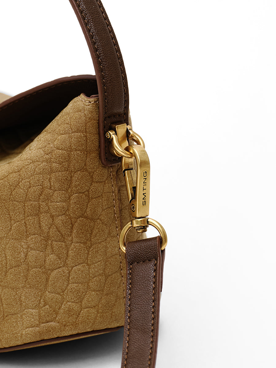 Crocodile pattern pillow bag and curling bag