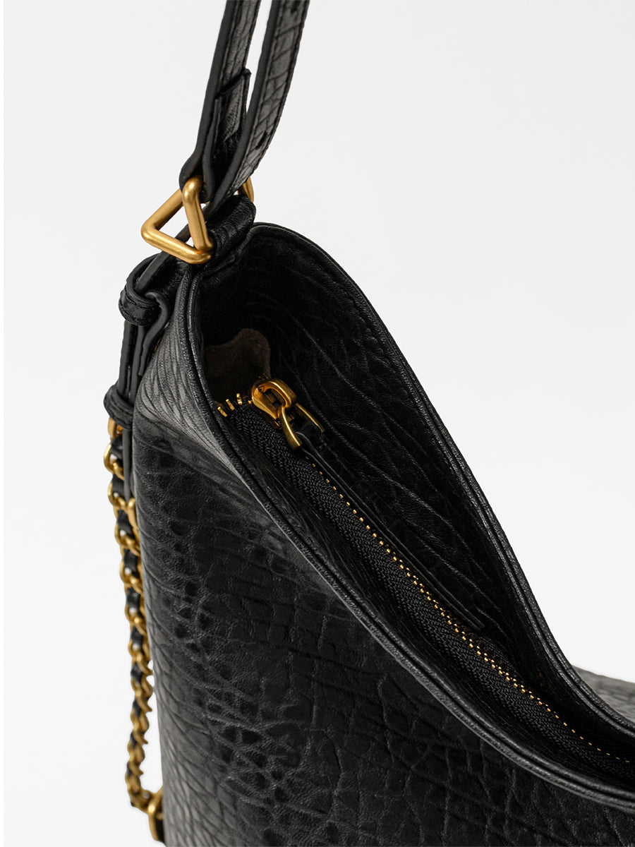 Casual and Spacious Tote Bag