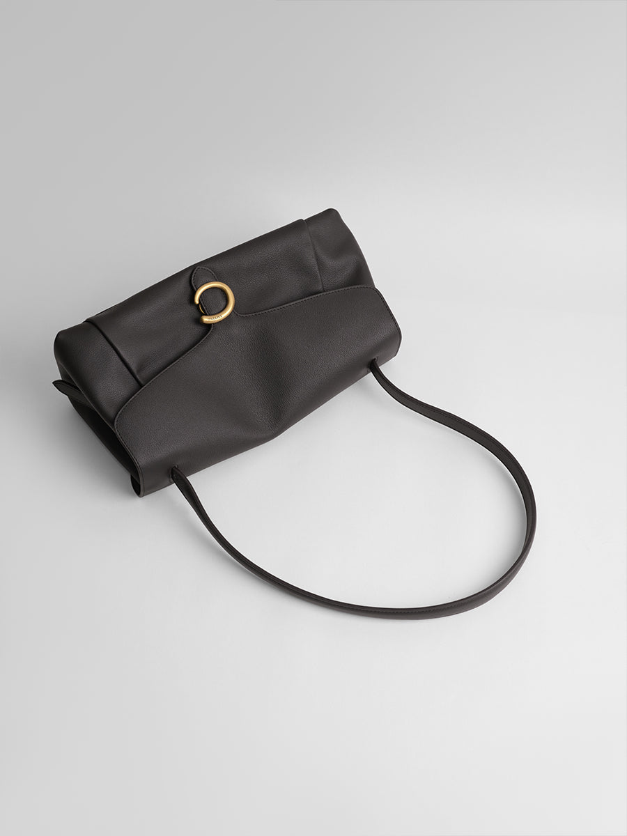 First-layer cowhide underarm bag