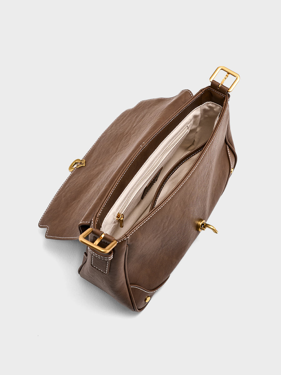 Semi-cooked Cheese-Crossbody Baguette Bag