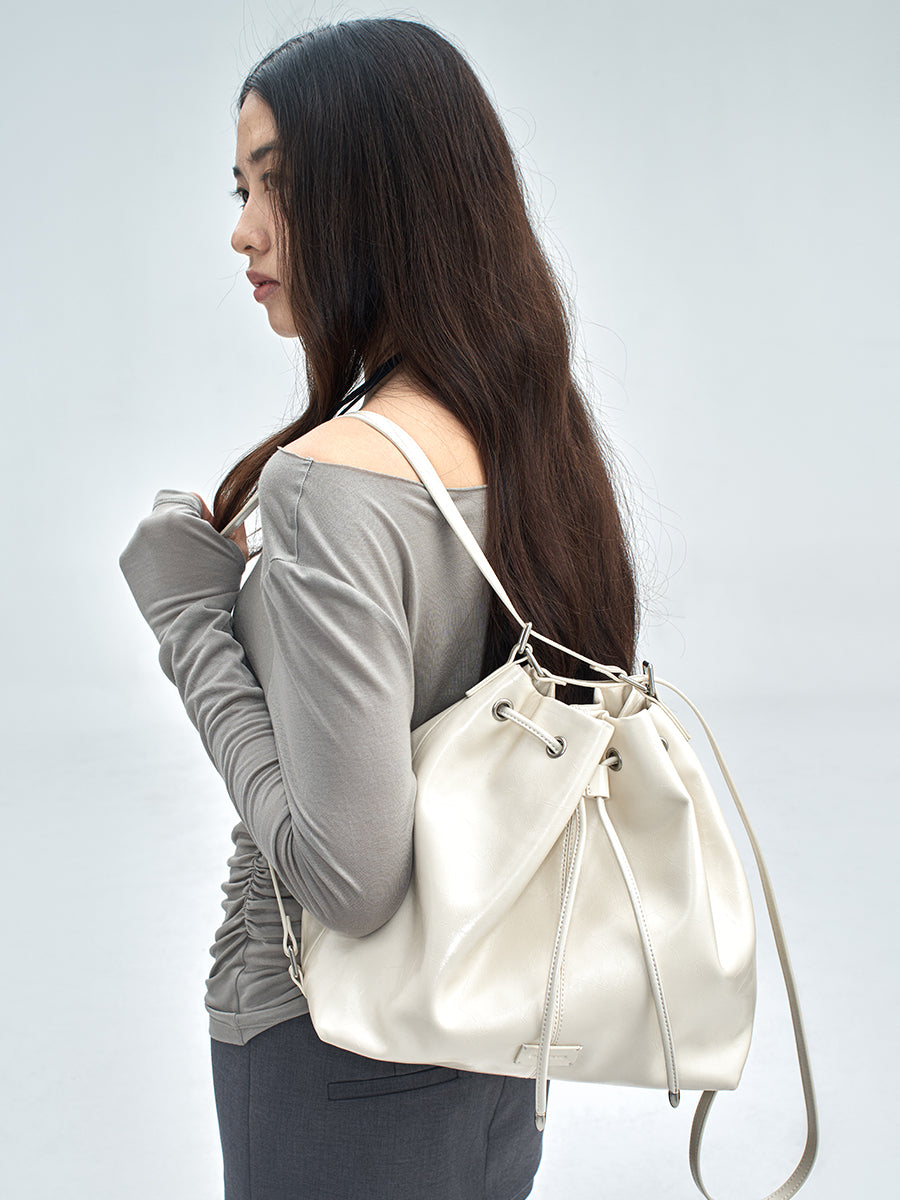 Meet-Bucket Bag