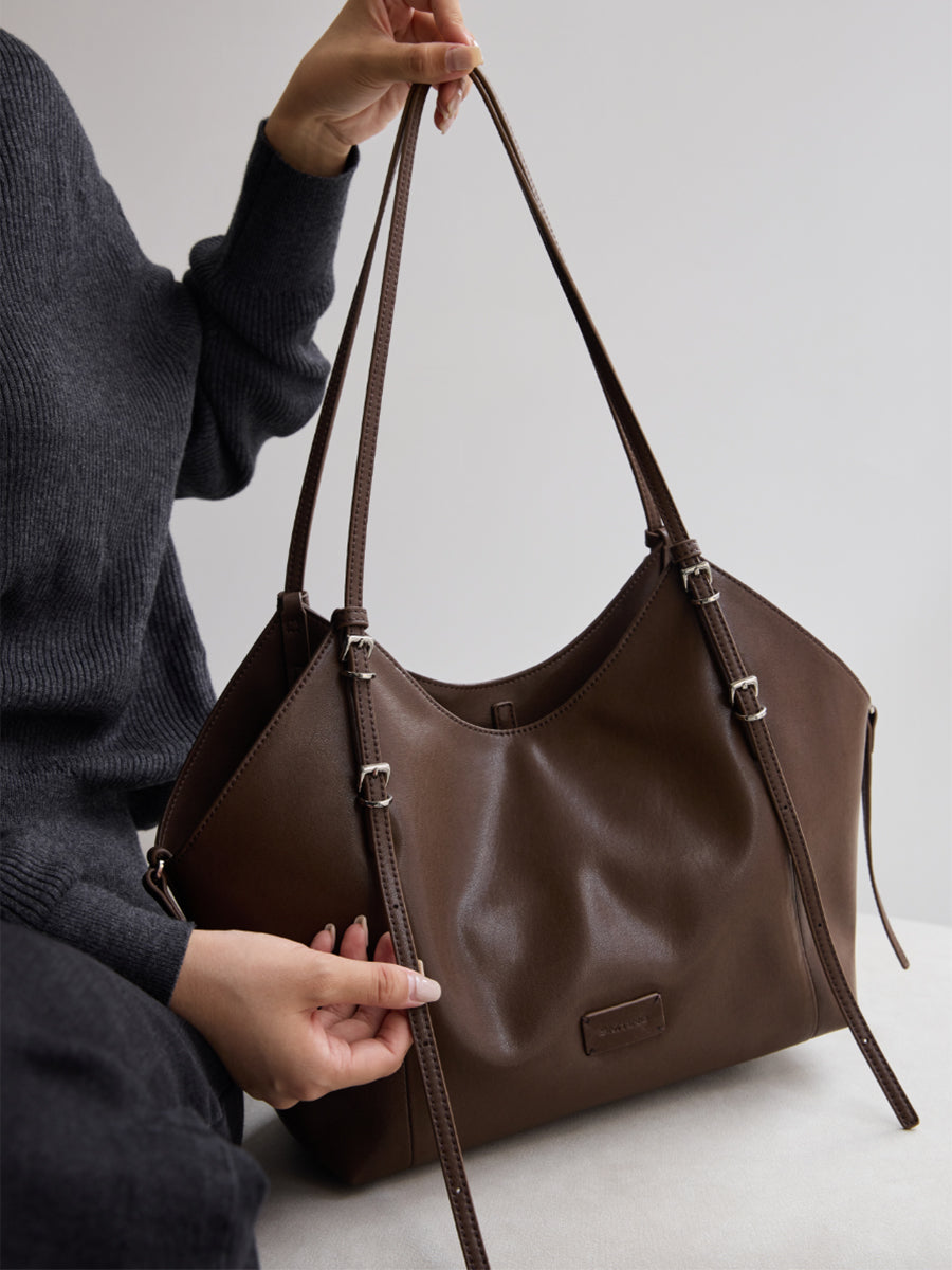 Beautiful practical large-capacity cowhide single-shoulder bag