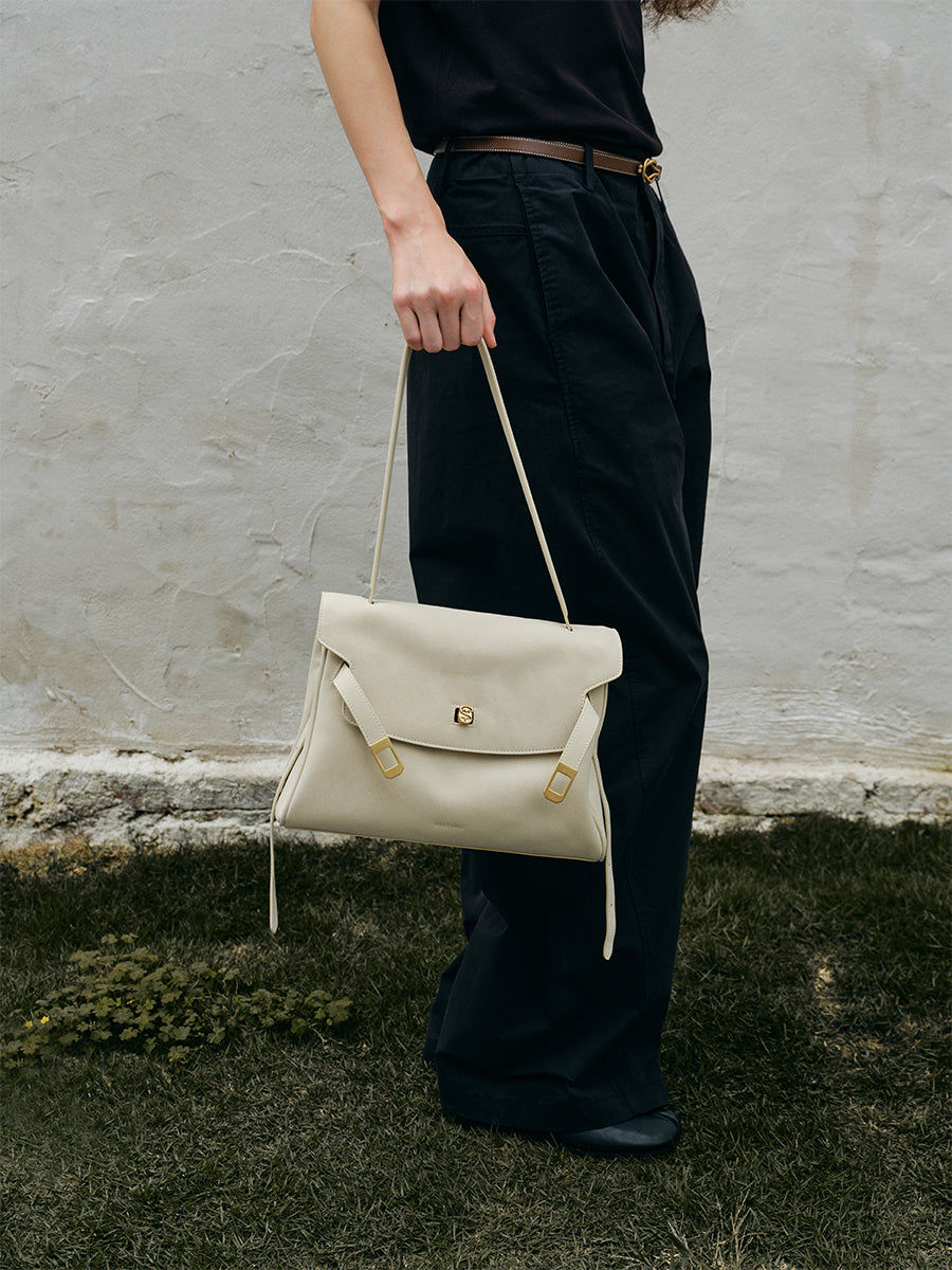 Commute Kelly Bag with Subtle Pearlized Texture