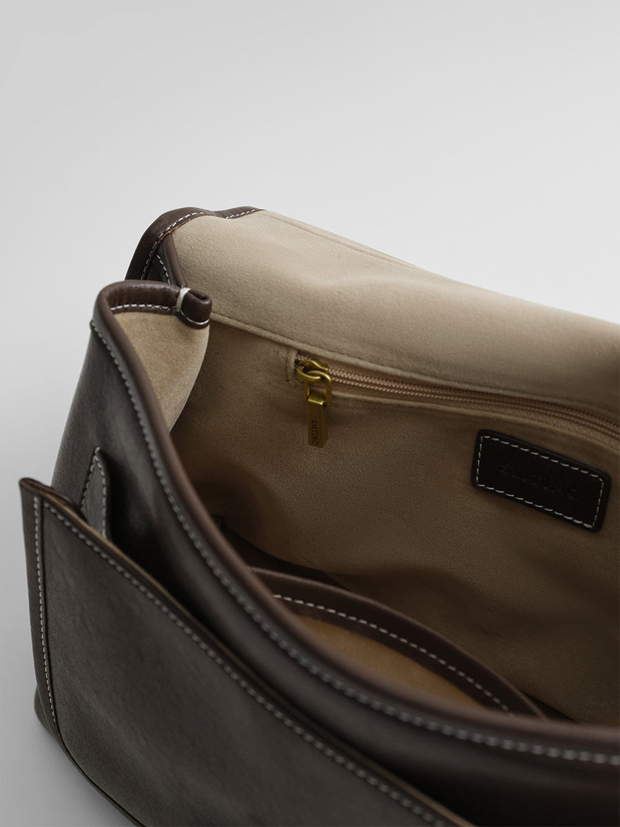 vegetable tanned cowhide messenger bag