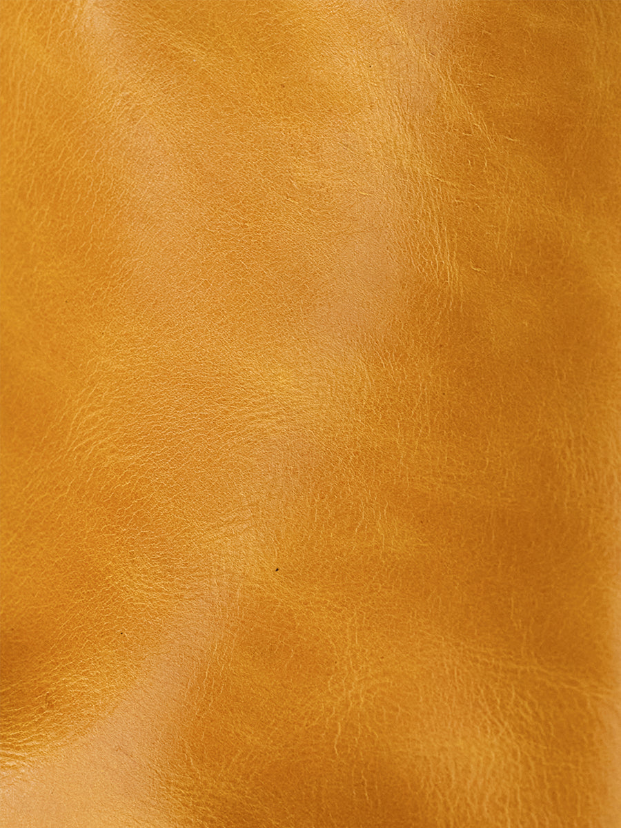 Head-layer cowhide box bag