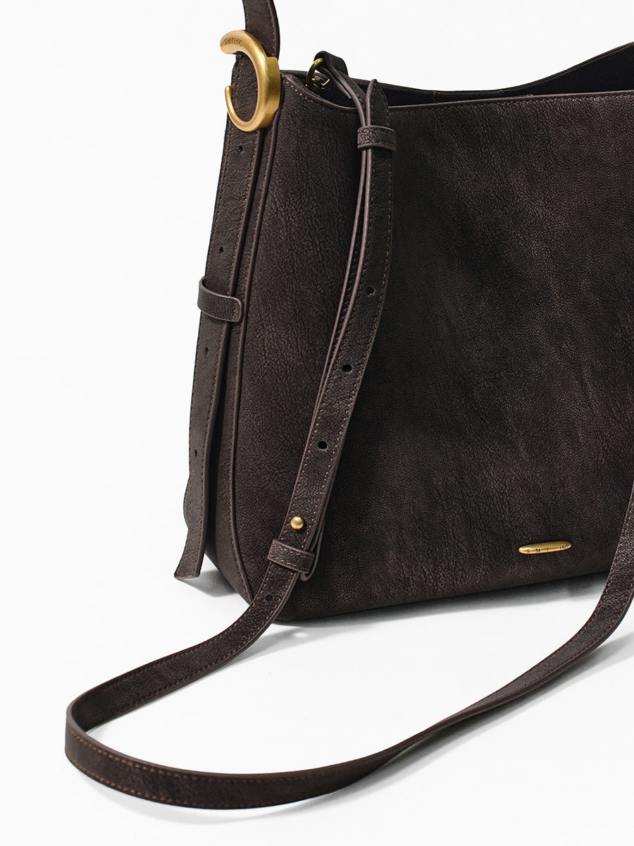 Textured minimalist luxury commuting tote bag