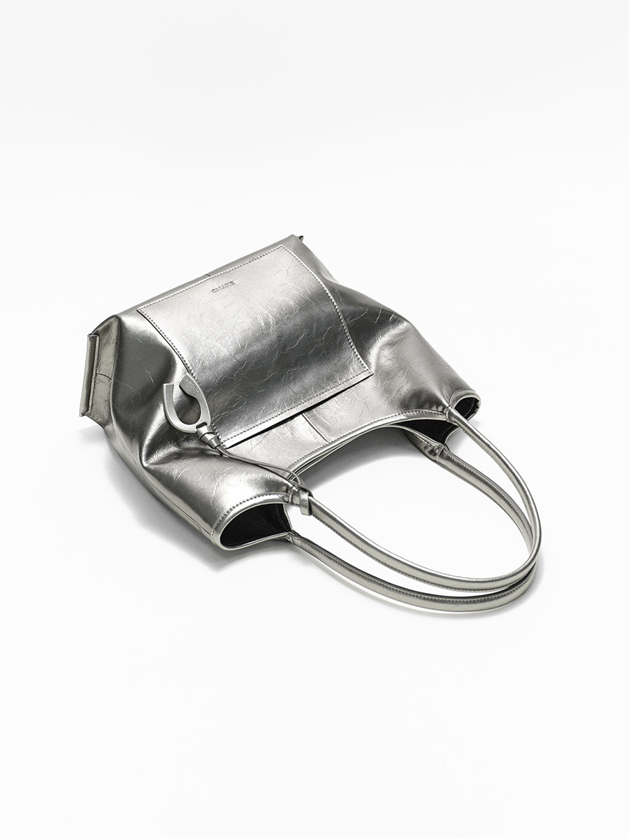 Looking Back at Autumn-Underarm Bag Tote Bag