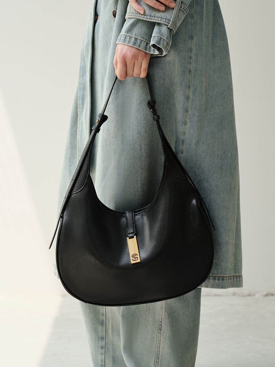 Follow The Wind-Underarm Tote Bag