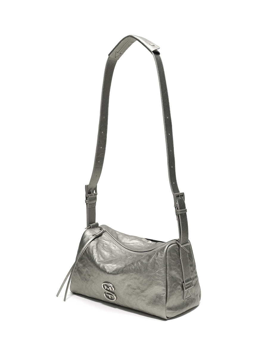 Elegant and fashionable pillow bag