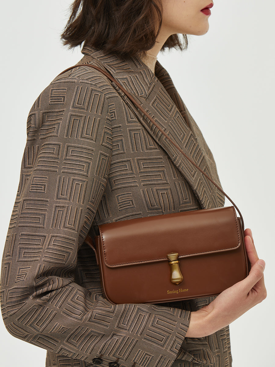 First Look-Underarm Square Bag