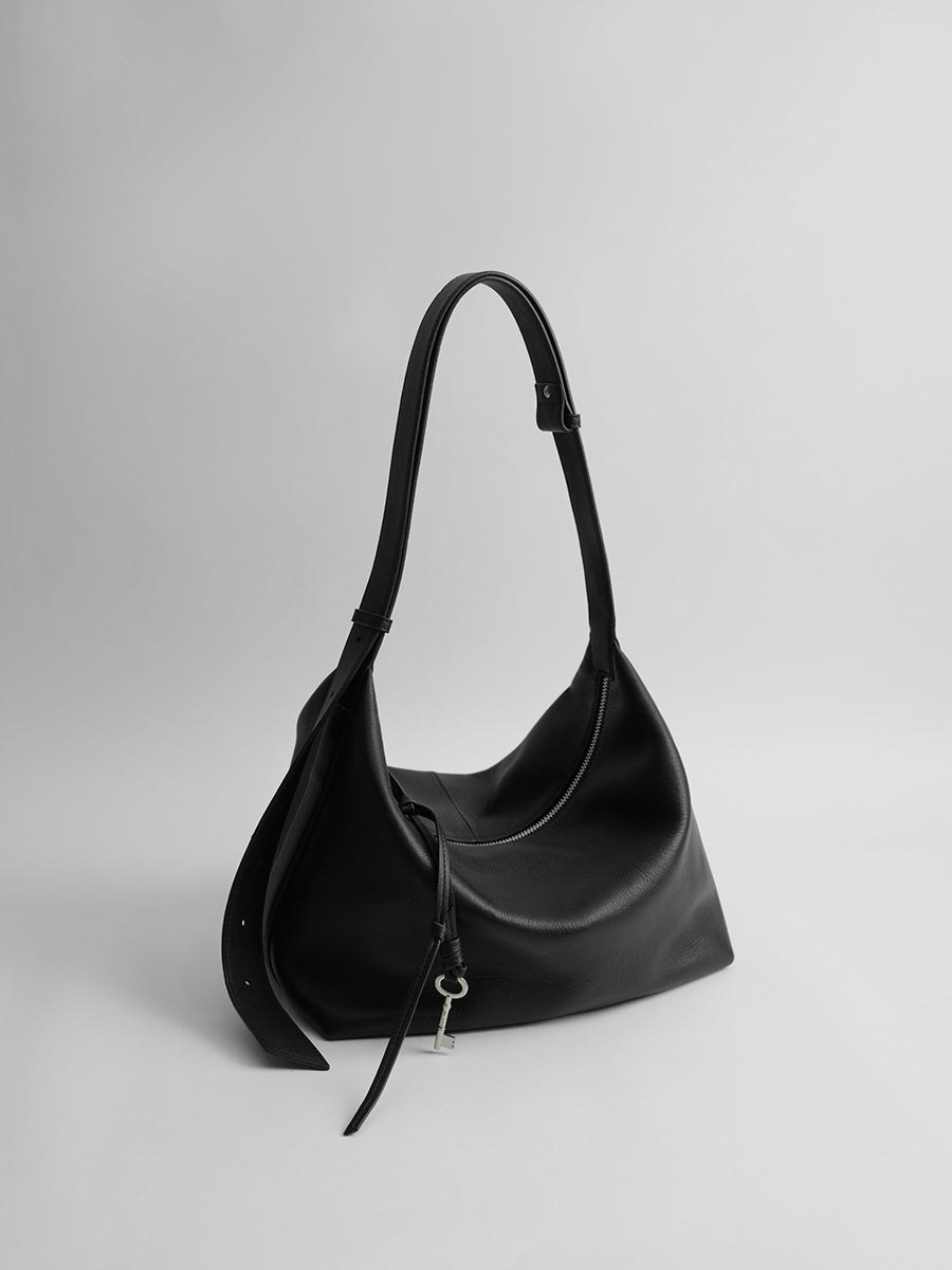 First-layer cowhide hobo bag