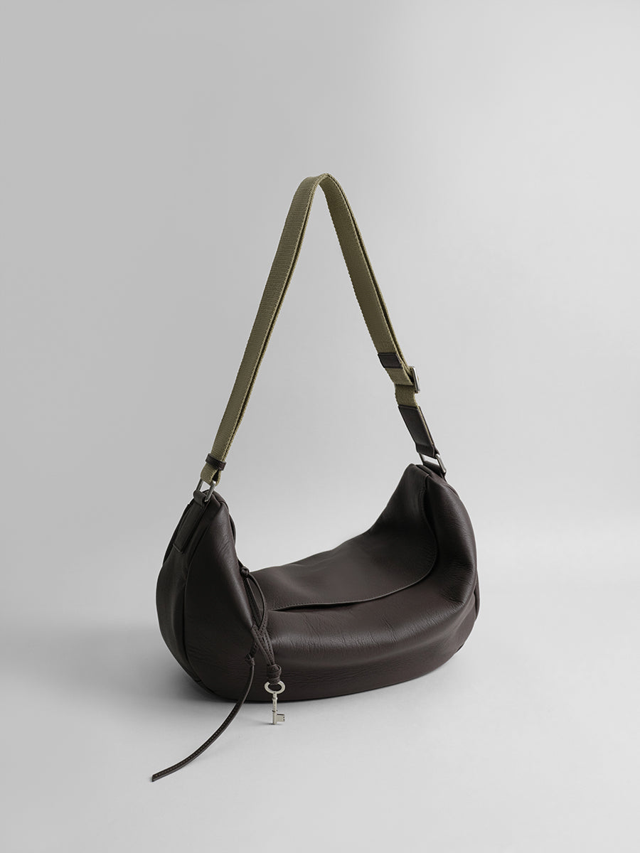 First-layer cowhide shoulder bag