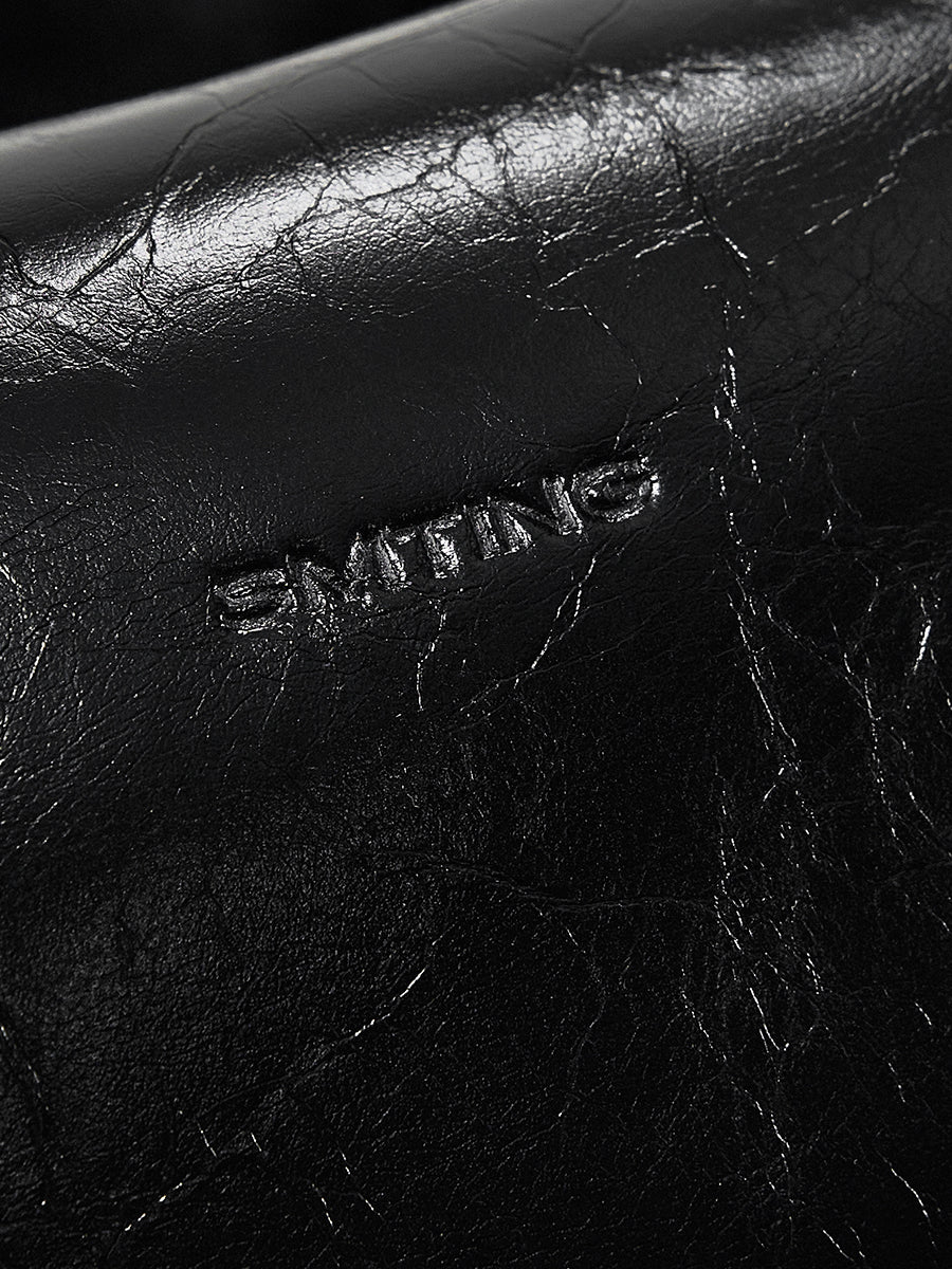 Fashionable and nostalgic tote bag