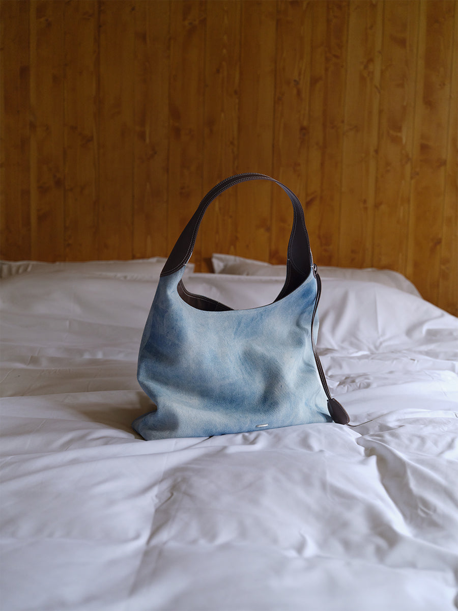 Large-capacity tie-dye denim tote bag