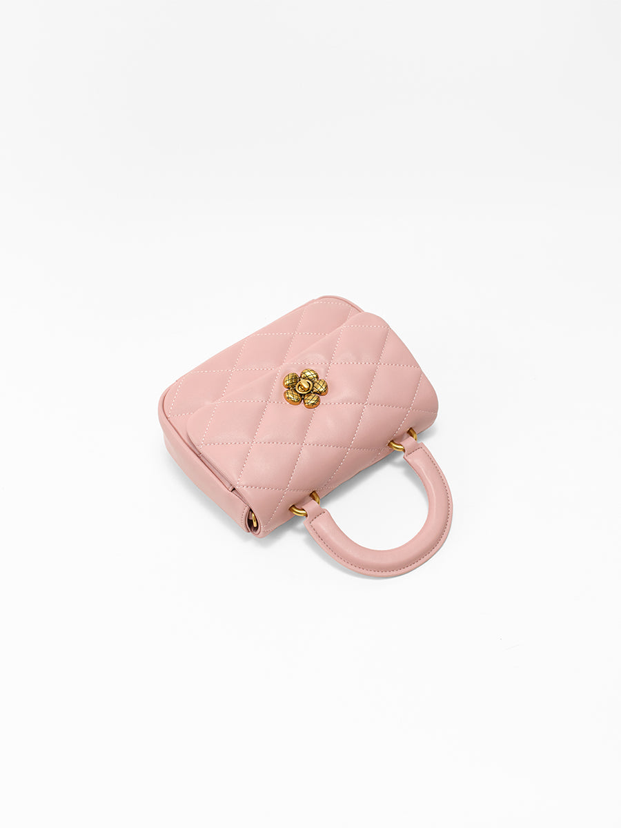 Exquisite and Light Luxury Hand bag