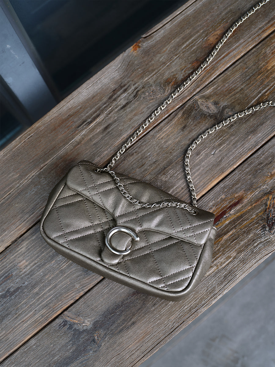 Quilted chain bag