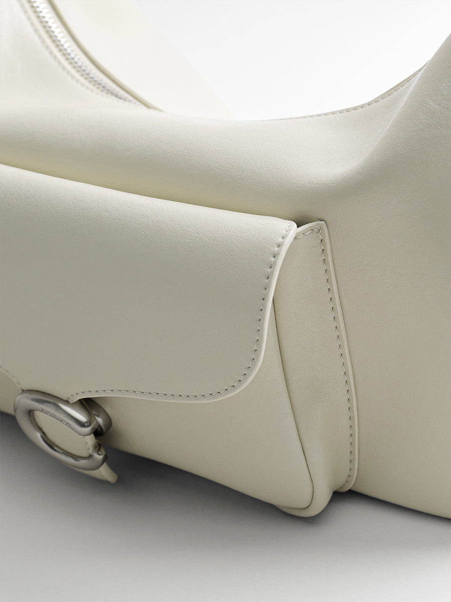Design-conscious commuter tote bag