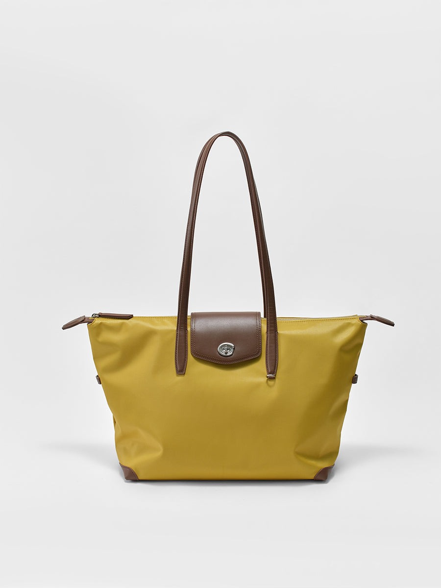 Large-capacity commuter tote bag