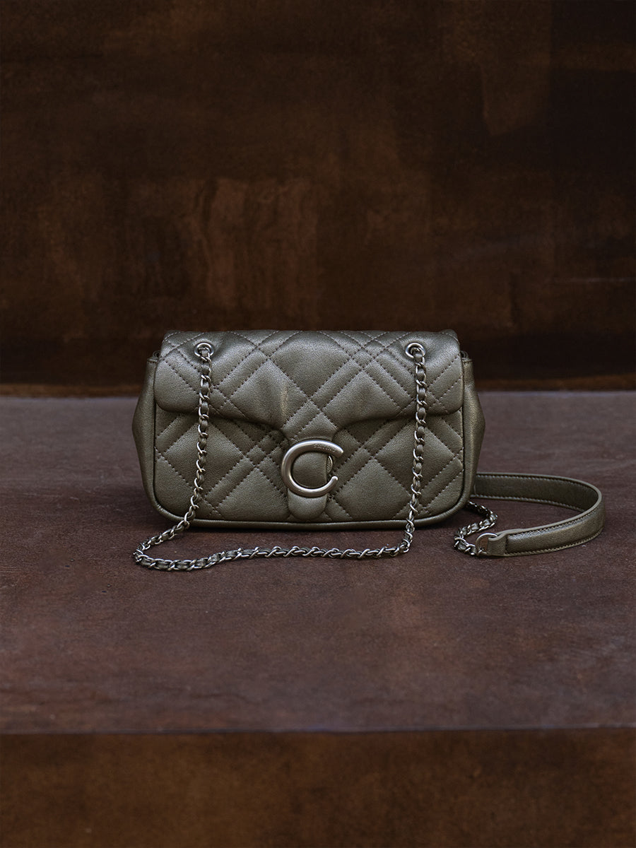 Quilted chain bag