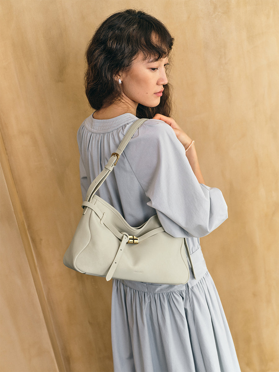 Tote Bag for Versatile Commuting