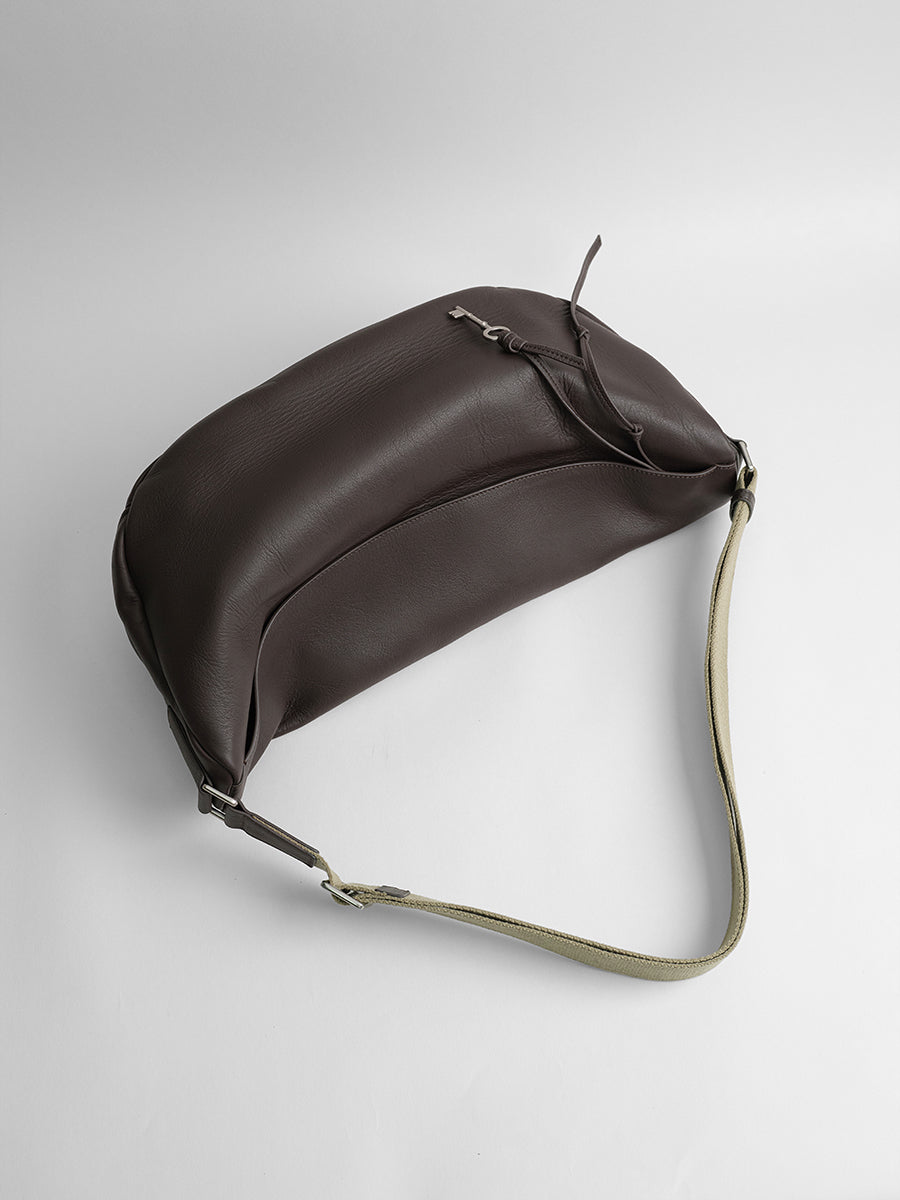 First-layer cowhide shoulder bag