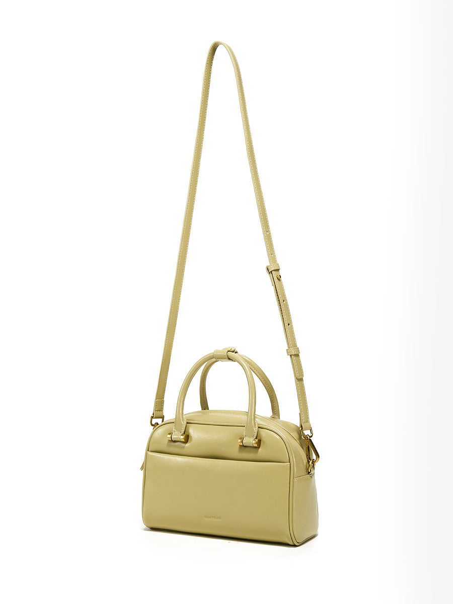 Semi-circular boston bag