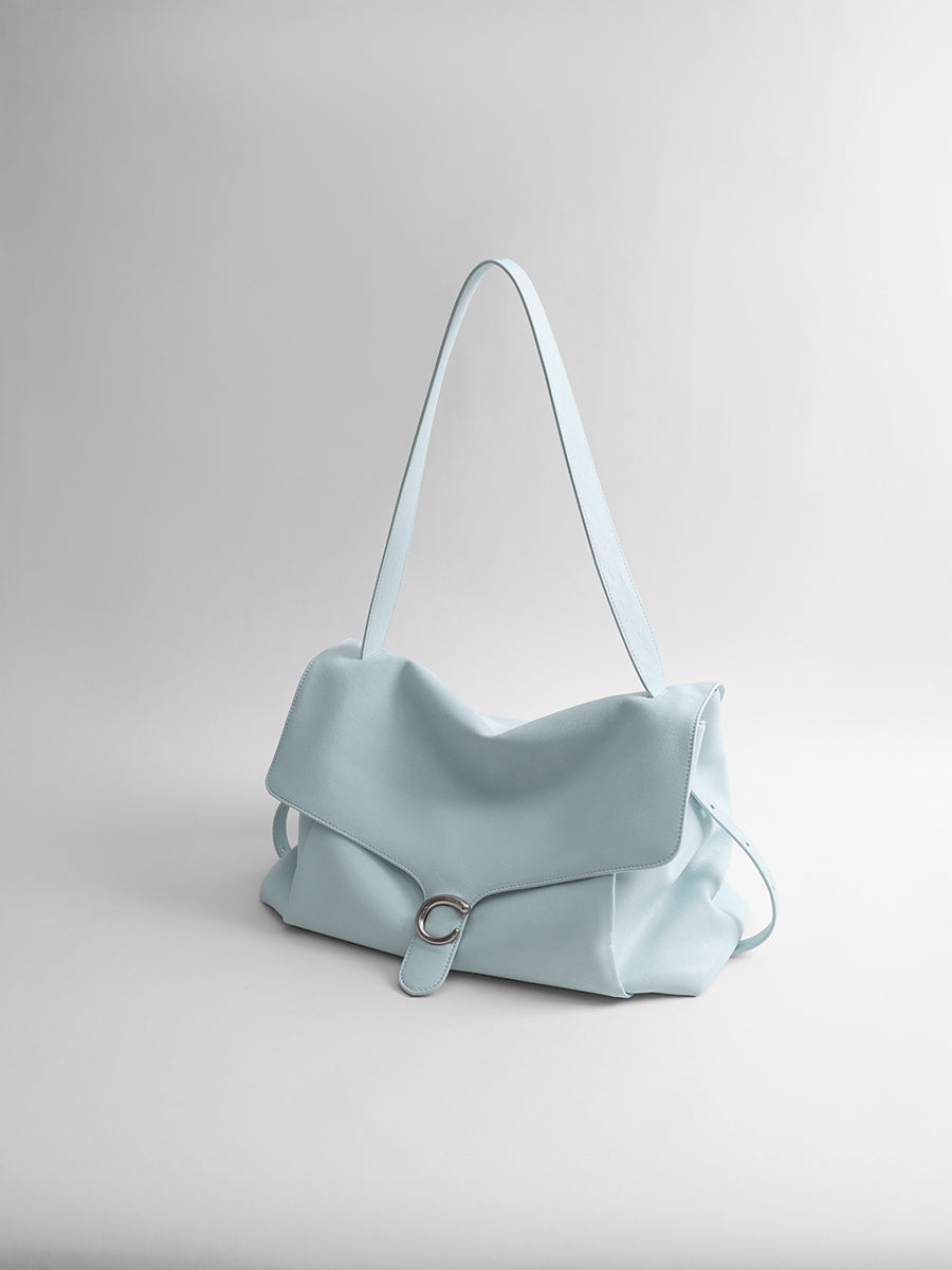 Large-capacity commuter hobo bag