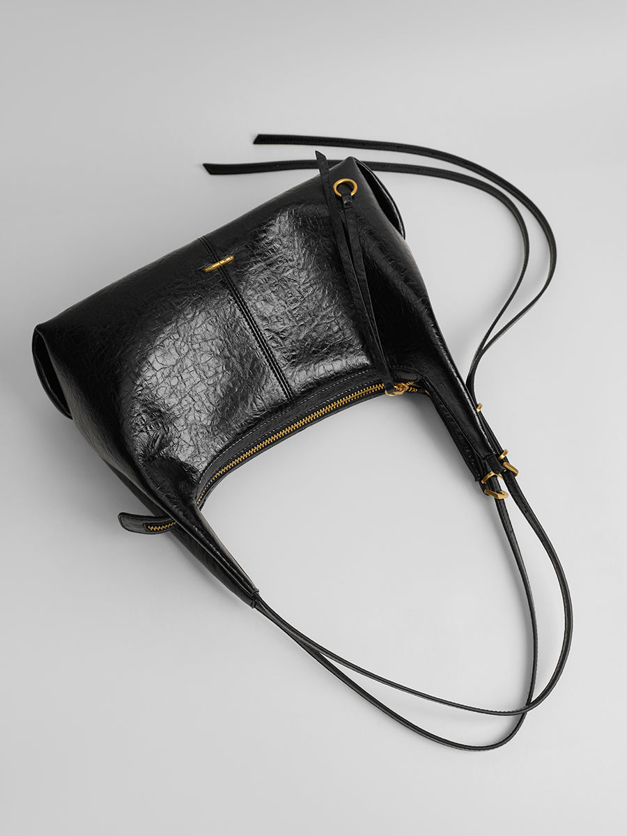 Minimalist Hobo Tote Bag