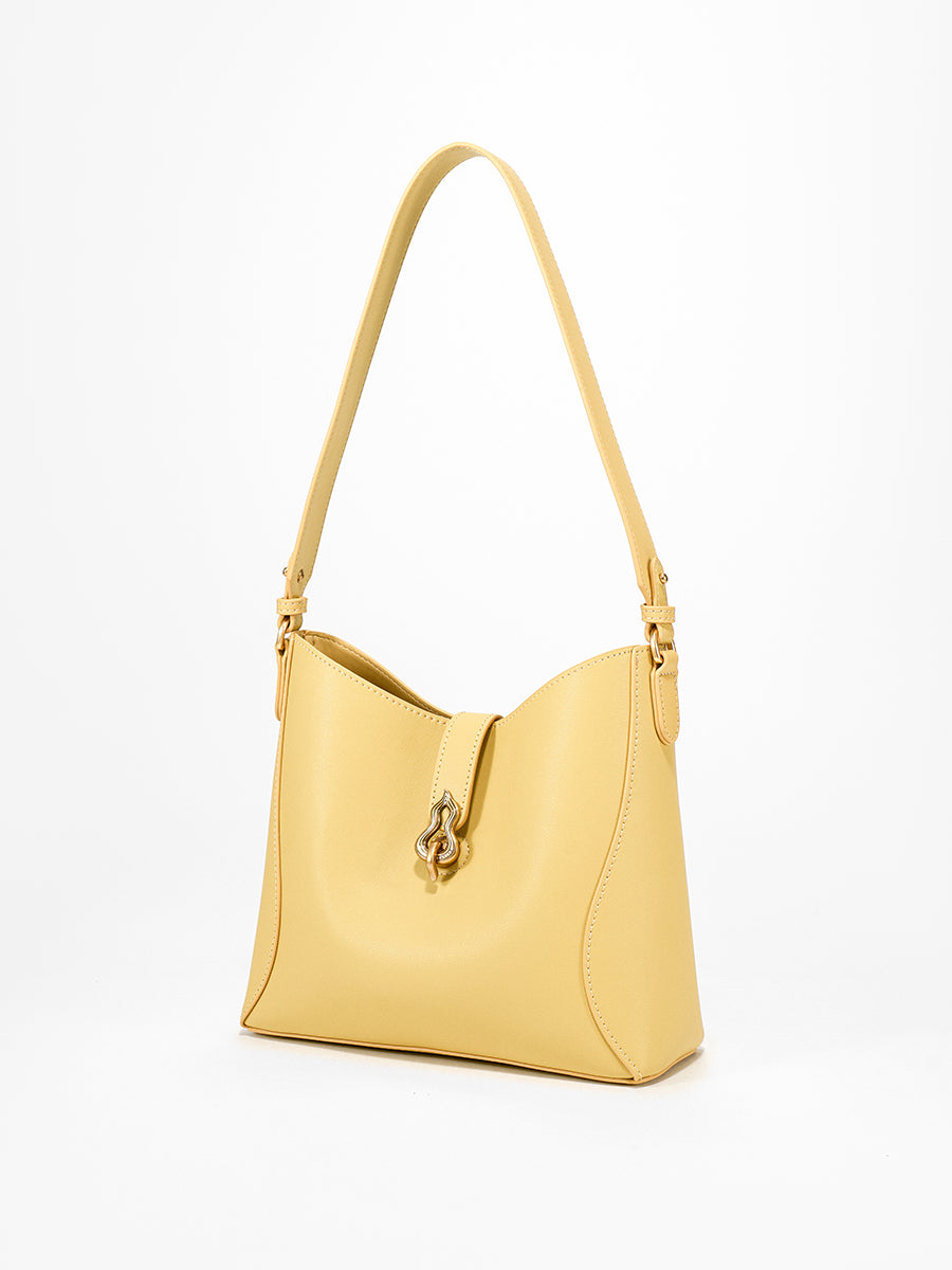 Large-capacity bucket bag for daily commuting