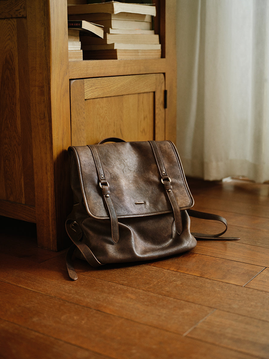 Retro and high-end backpack