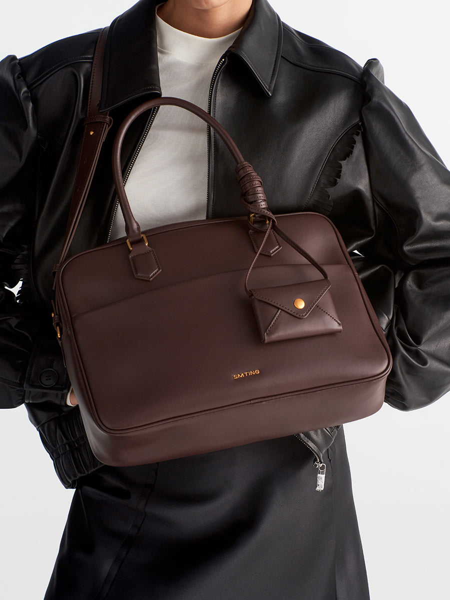 Premium sense large capacity commuting tote bag