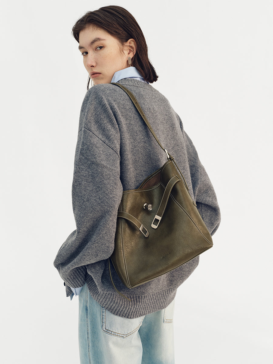 New Design-inspired Bucket Bag