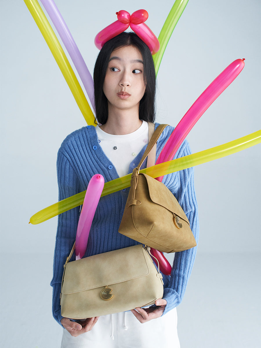 Simple and elegant messenger bag underarm bag