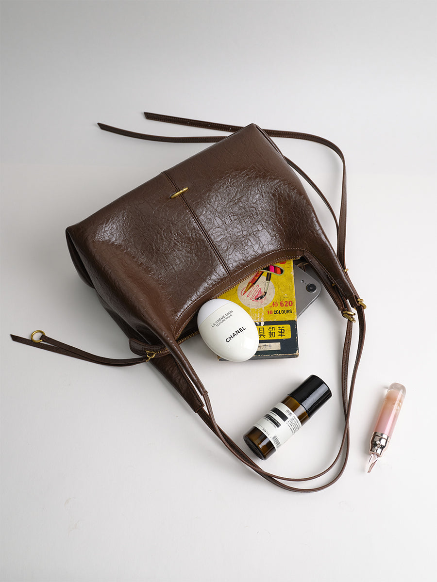 Minimalist Hobo Tote Bag