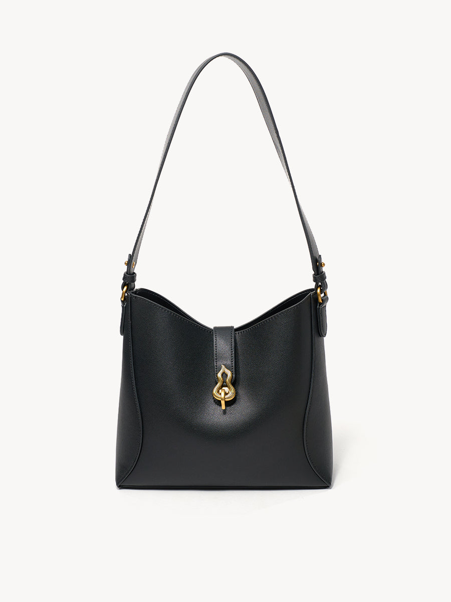 Large-capacity bucket bag for daily commuting