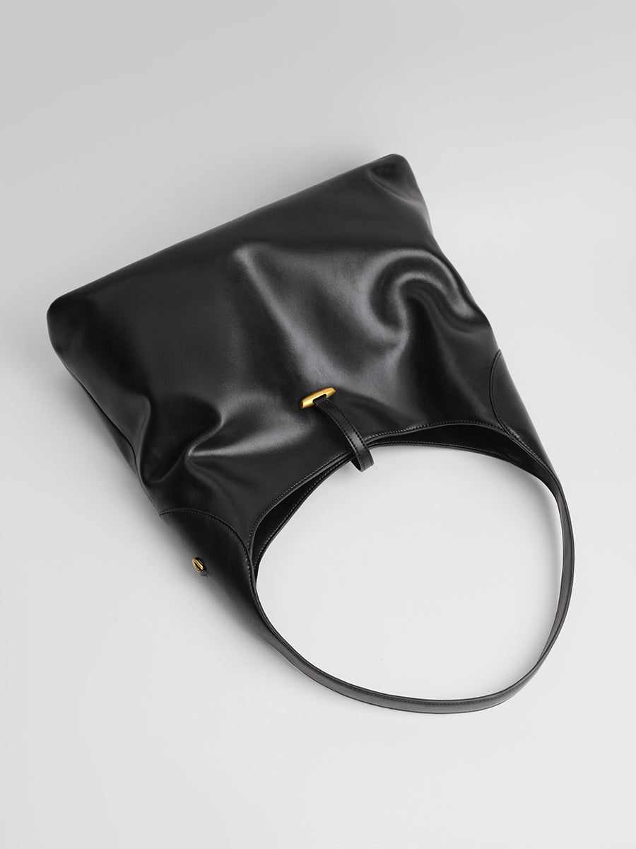 Large-capacity tote bag