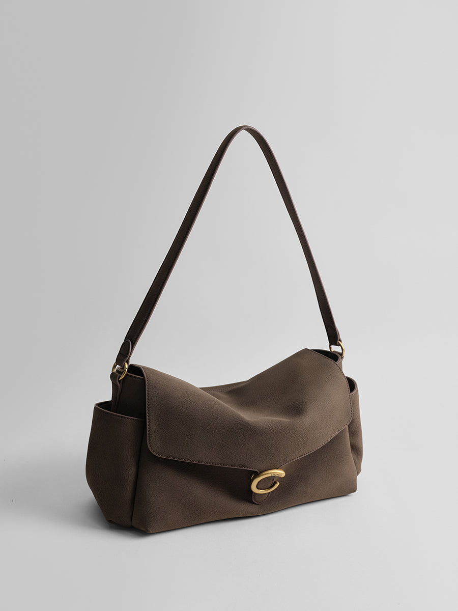 Versatile single-shoulder underarm bag