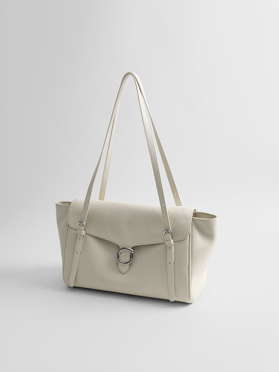 Luxury lightweight tote bag with premium feel