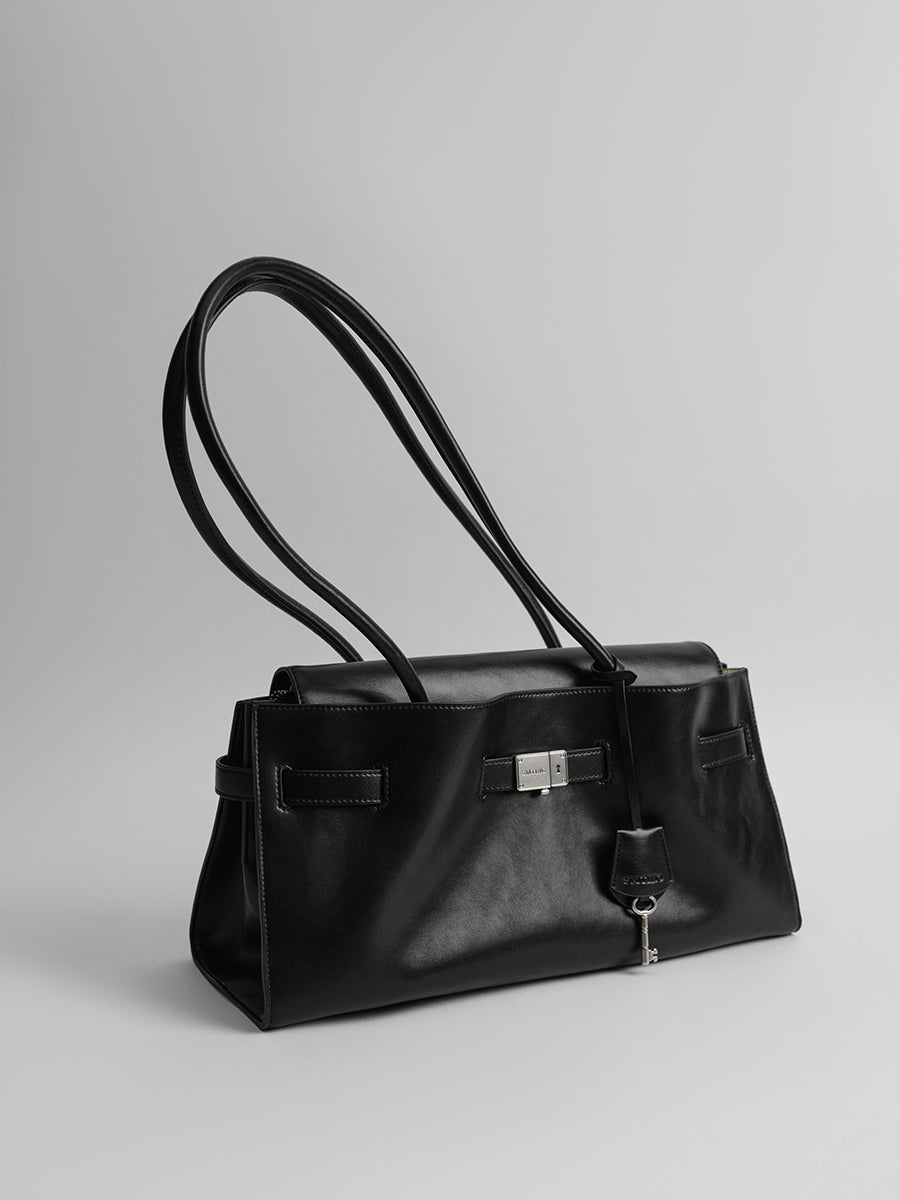 Advanced Sensation Commuter Shoulder Bag