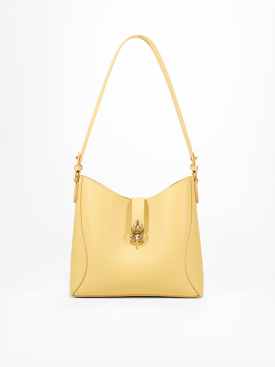 Large-capacity bucket bag for daily commuting