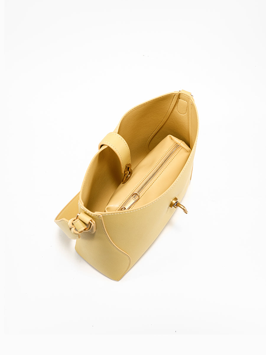 Large-capacity bucket bag for daily commuting