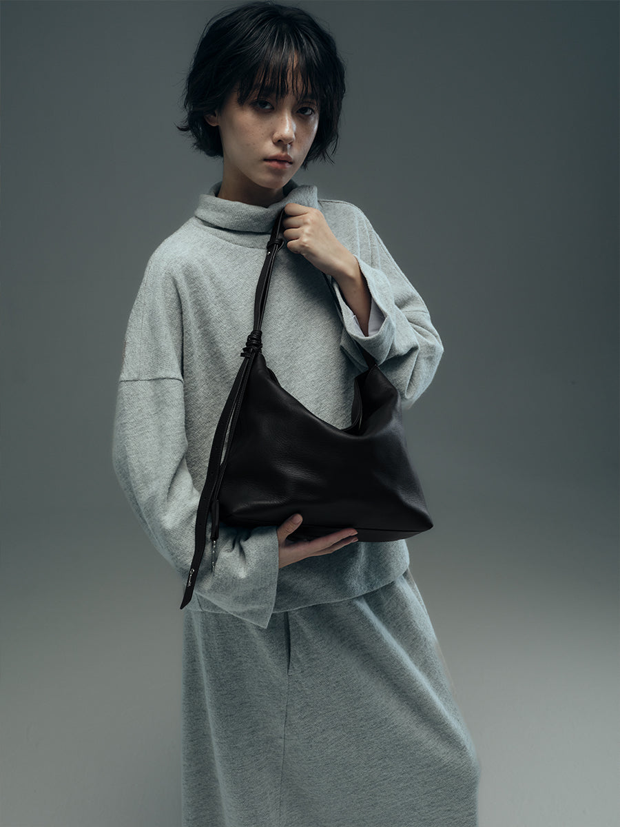 First-layer cowhide tote bag