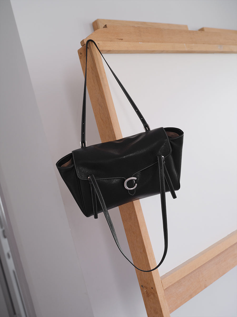Luxury lightweight tote bag with premium feel