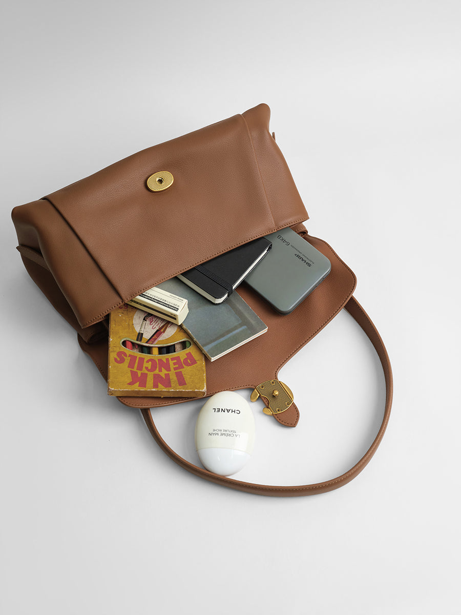 First-layer cowhide underarm bag