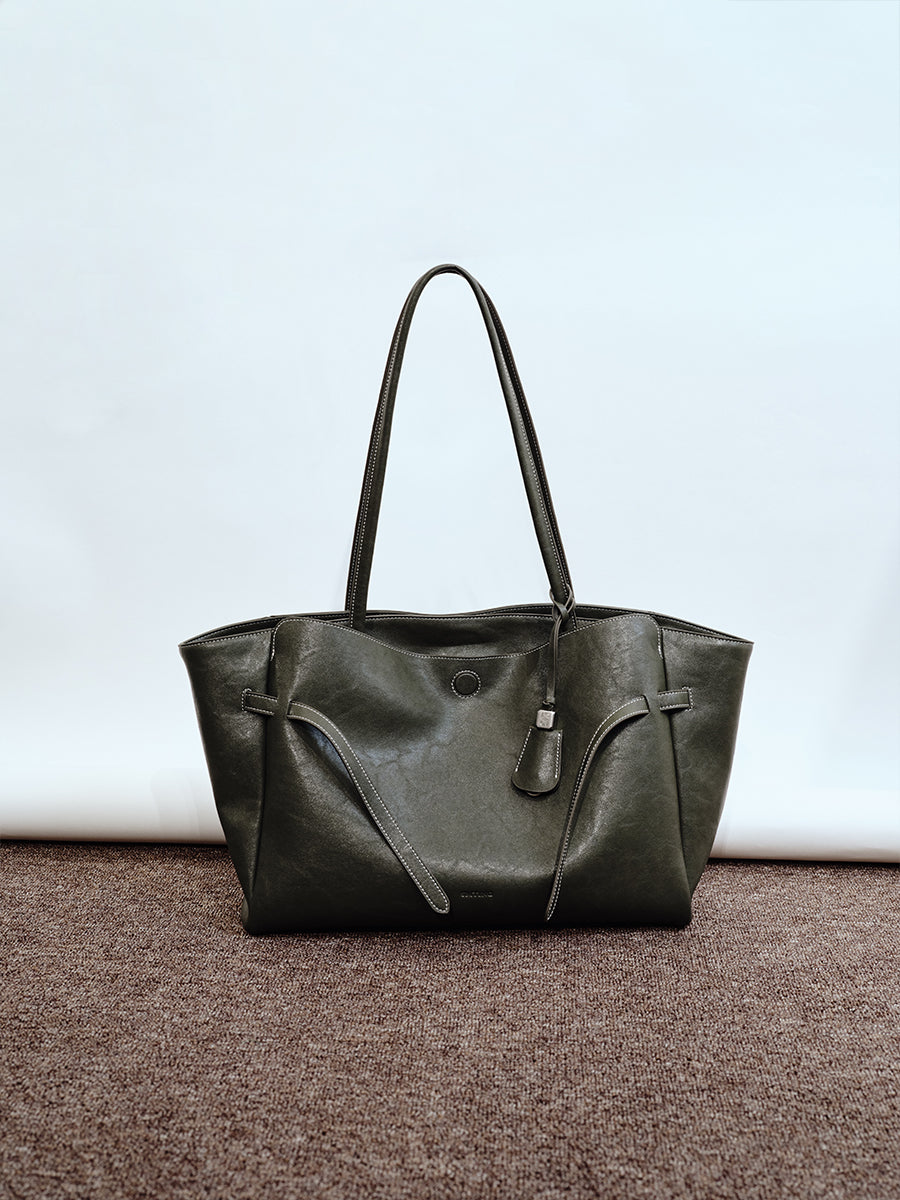 Large-capacity tote bag