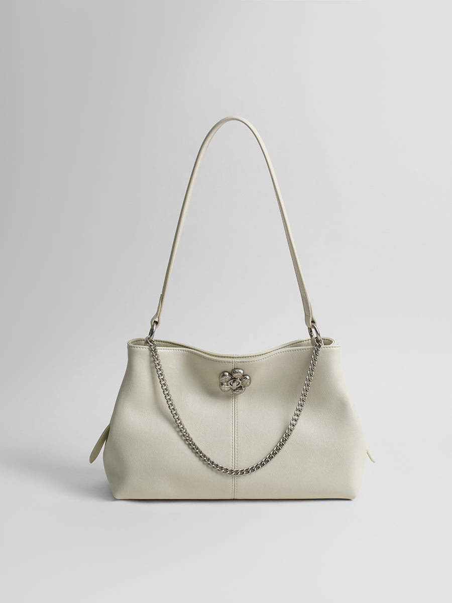 Large-capacity commuter tote bag