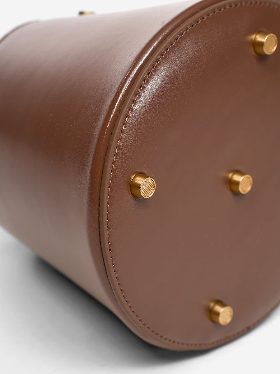 Pearl Chain Bucket Bag